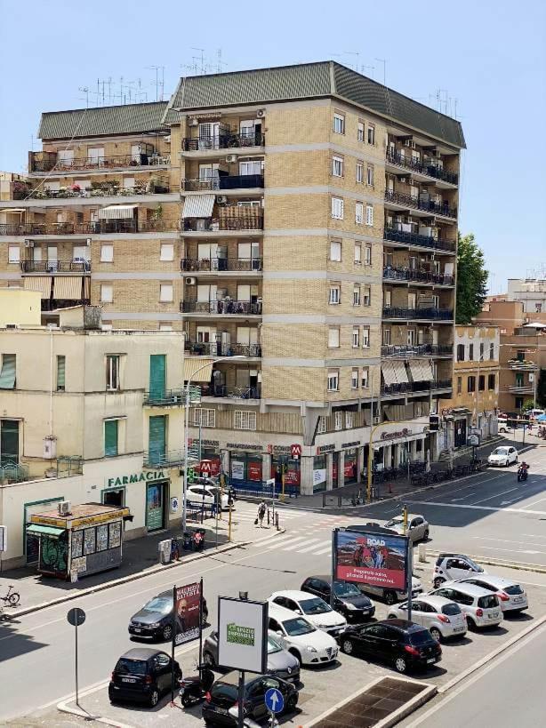 The Italian House In Rome A Pochi Passi Dalla Metro A ภายนอก รูปภาพ